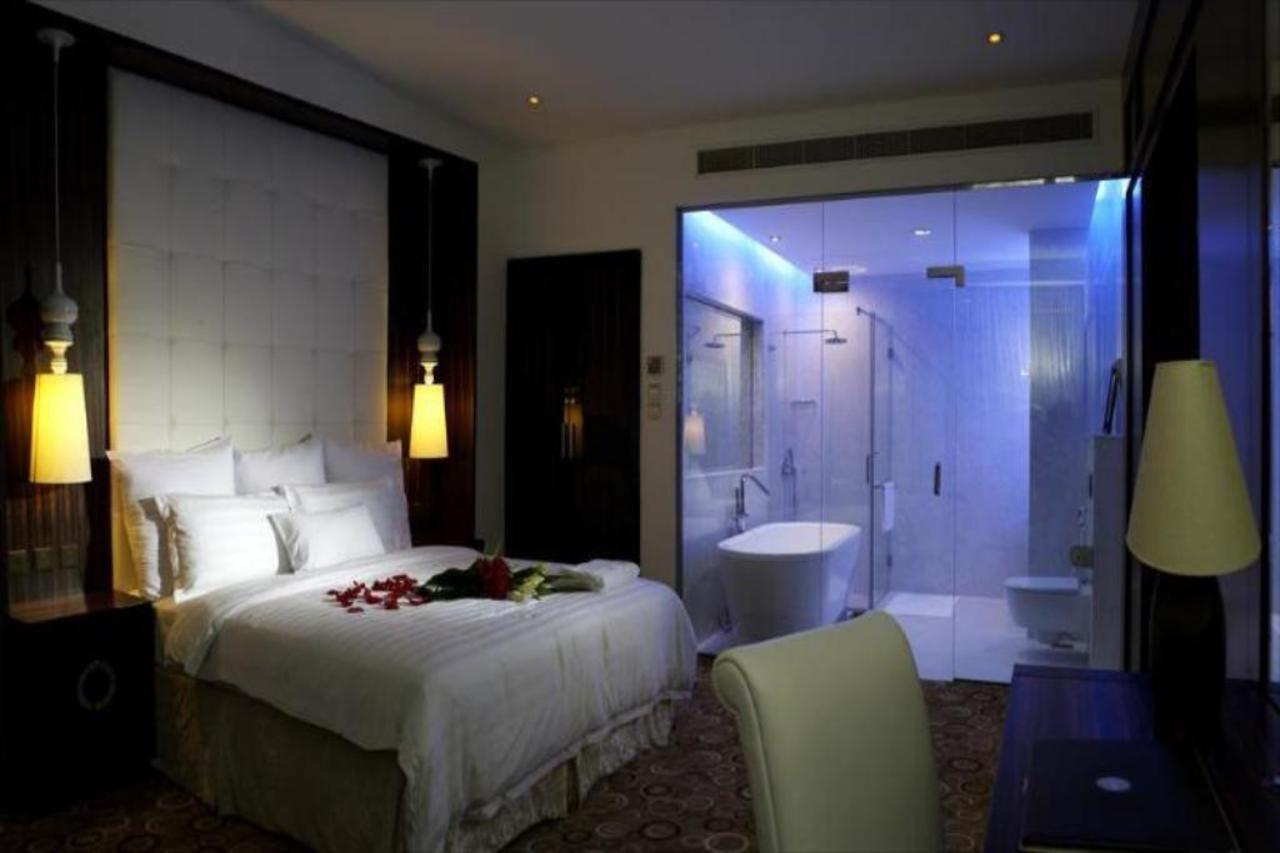 Loumage Hotel & Suites Al Manamah Esterno foto
