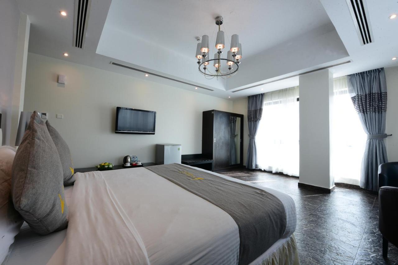 Loumage Hotel & Suites Al Manamah Esterno foto