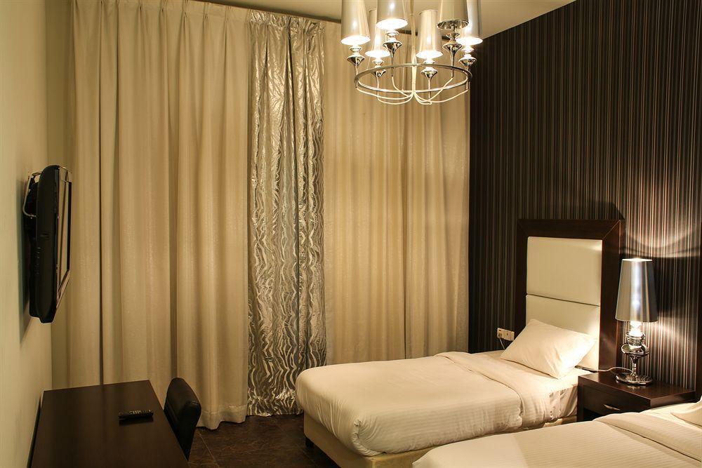 Loumage Hotel & Suites Al Manamah Esterno foto